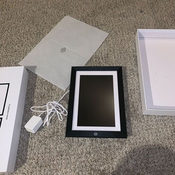 10.1’ METASILL NFT FRAME - Display your NFT to the Physical World - Picture 9 of 9